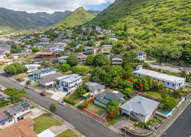 Property at 625 Hind Iuka Dr, Honolulu, HI 96821, 2 beds, 1 bath