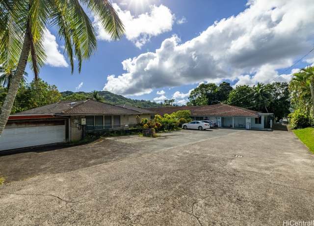 Property at 47-410 Ahuimanu Rd, Kaneohe, HI 96744, 10 beds, 7 baths