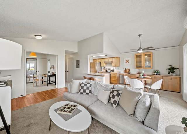 Property at 98-1712 Kaahumanu St Unit 11A, Pearl City, HI 96782, 3 beds, 2 baths