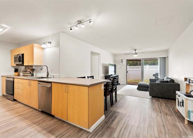Property at 95-963 Ukuwai St #3802, Mililani, HI 96789, 2 beds, 2 baths