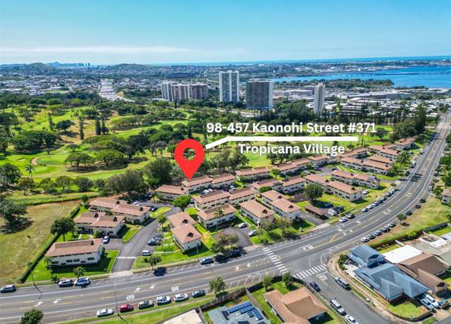 Property at 98-457 Kaonohi St #371, Aiea, HI 96701, 3 beds, 2.5 baths