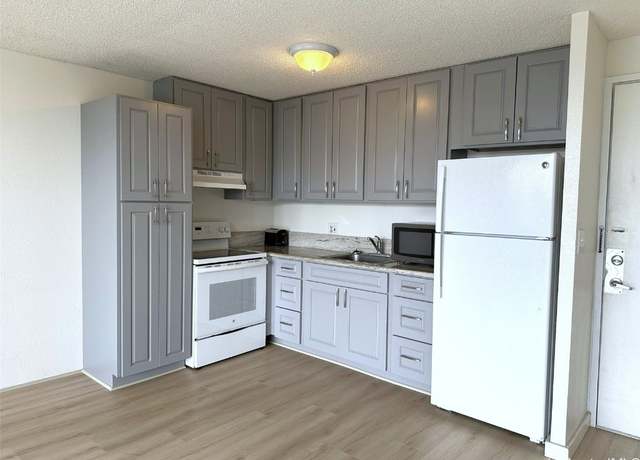 Property at 737 Olokele Ave #705, Honolulu, HI 96816, 1 bed, 1 bath