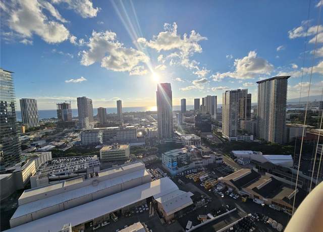 Property at 801 S King St #3202, Honolulu, HI 96813, 2 beds, 2 baths