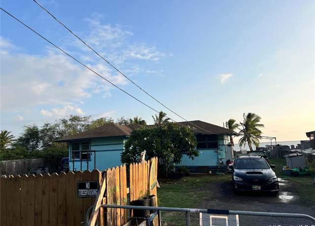 Property at 54 Beach Pl, Kaunakakai, HI 96748, 3 beds, 1 bath
