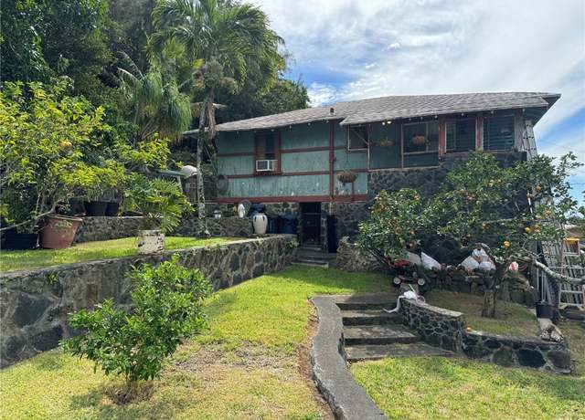 Property at 1556 Moani St, Honolulu, HI 96819, 3 beds, 1 bath