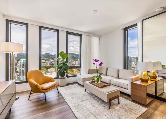Property at 987 Queen St #3517, Honolulu, HI 96814, 1 bed, 1 bath