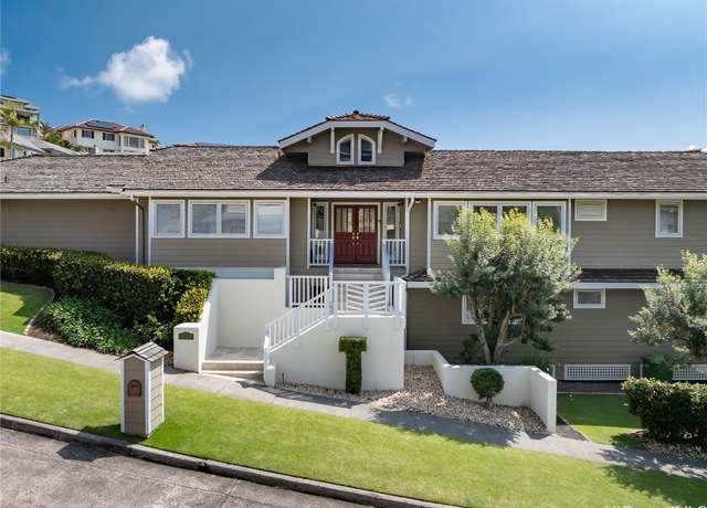 Property at 2129 Okoa St, Honolulu, HI 96821, 4 beds, 3.5 baths