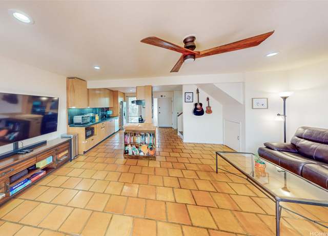 Property at 92-1036 Makakilo Dr #21, Kapolei, HI 96707, 3 beds, 1.5 baths
