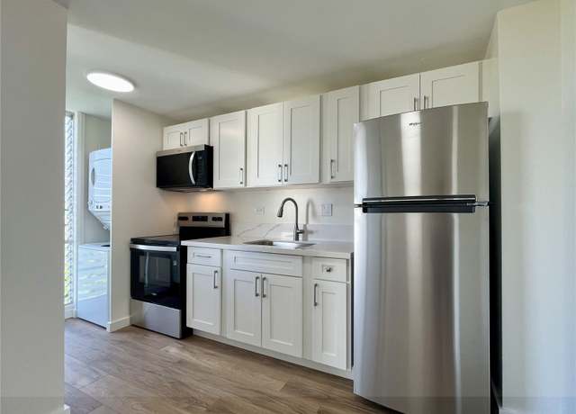 Property at 647 Kunawai Ln Unit C613, Honolulu, HI 96817, 1 bed, 1 bath