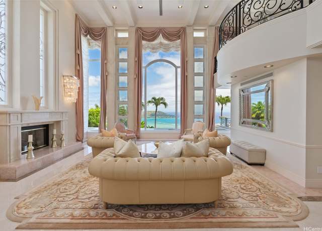 Property at 763 Kaulana Pl, Honolulu, HI 96821, 6 beds, 8 baths