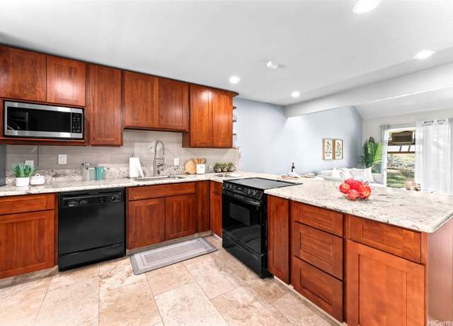 Property at 44-130-5 Mui Pl #2605, Kaneohe, HI 96744, 2 beds, 1.5 baths