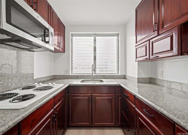 Property at 1555 Pohaku St Unit B302, Honolulu, HI 96817, 1 bed, 1 bath