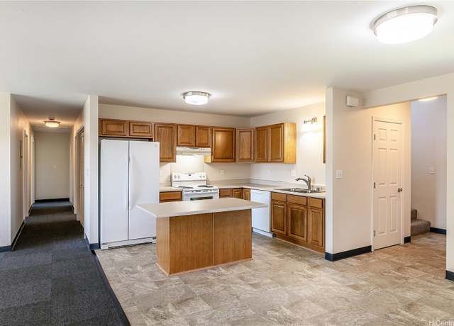 Property at 145 Kaliko Dr, Wahiawa, HI 96786, 9 beds, 5.5 baths