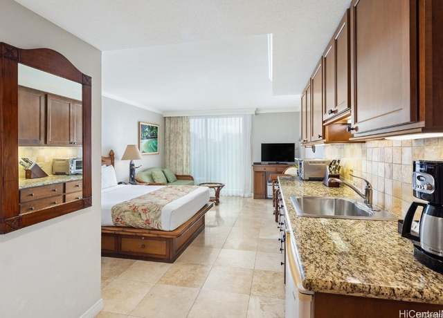 Property at 2045 Kalakaua Ave #411, Honolulu, HI 96815, 1 bath