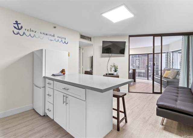 Property at 1088 Bishop St #1008, Honolulu, HI 96813, 1 bed, 1 bath