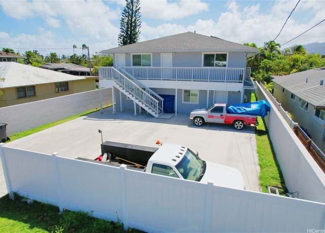 Property at 609 Olomana St, Kailua, HI 96734, 8 beds, 7 baths