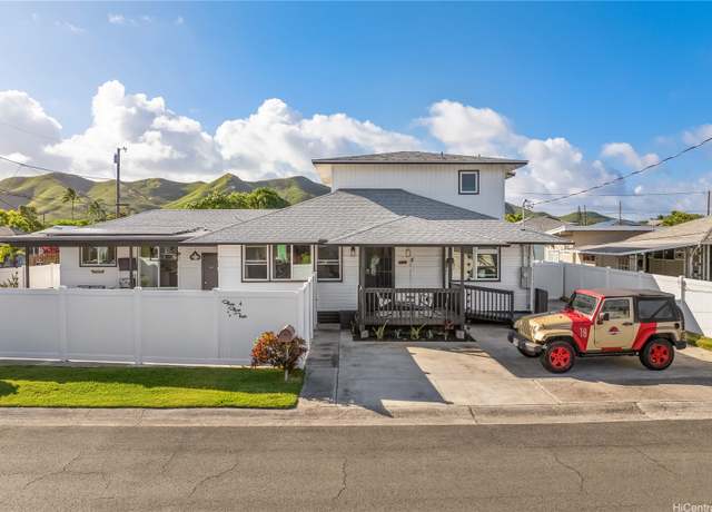 Property at 552 Kalolina St, Kailua, HI 96734, 4 beds, 4 baths