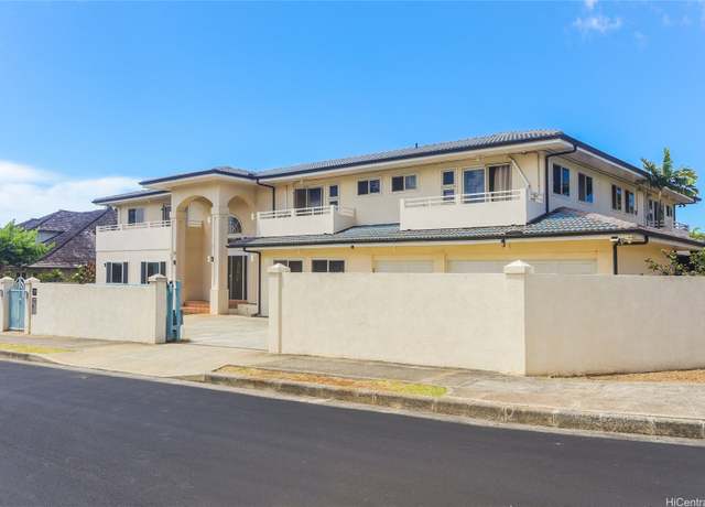 Property at 736 Ulili St, Honolulu, HI 96816, 6 beds, 7 baths