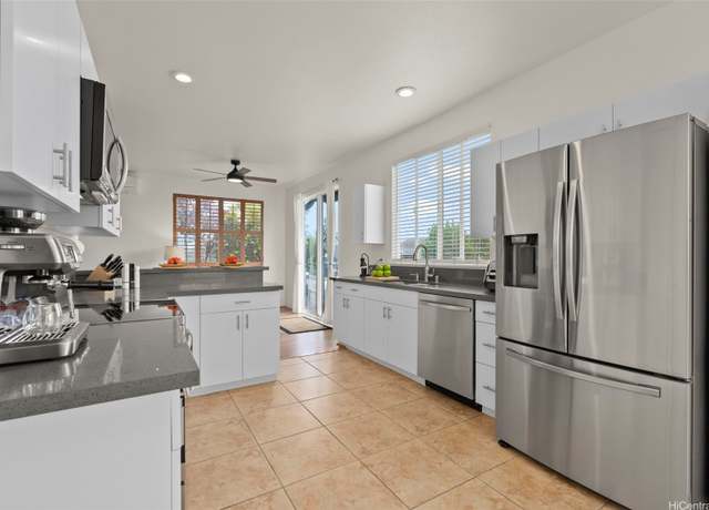 Property at 92-7049 Elele St #86, Kapolei, HI 96707, 3 beds, 2.5 baths