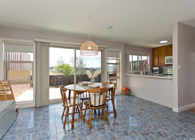 Property at 92-1335 Panana St #60, Kapolei, HI 96707, 3 beds, 1.5 baths