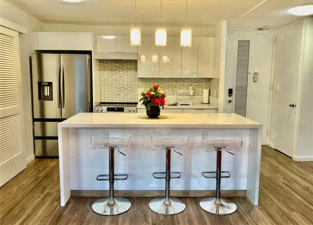 Property at 1519 Nuuanu Ave #142, Honolulu, HI 96817, 1 bed, 1 bath