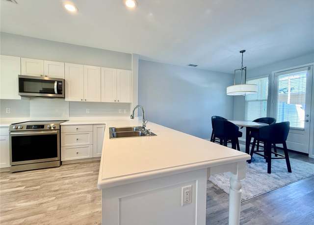 Property at 91-2220 Kaiwawalo St Unit 11-1105, Ewa Beach, HI 96706, 3 beds, 2.5 baths
