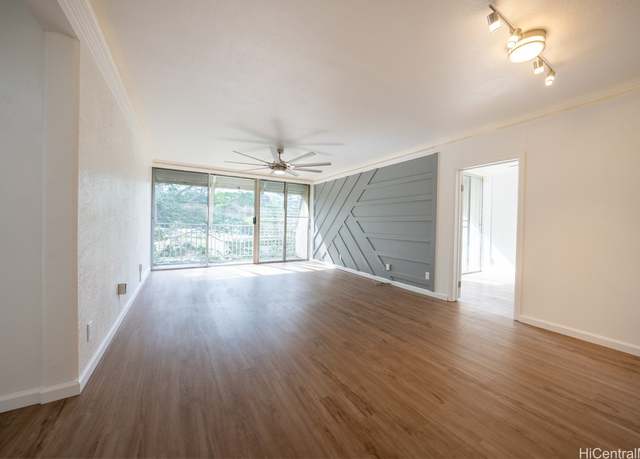 Property at 95-2027 Waikalani Pl Unit A301, Mililani, HI 96789, 3 beds, 2 baths