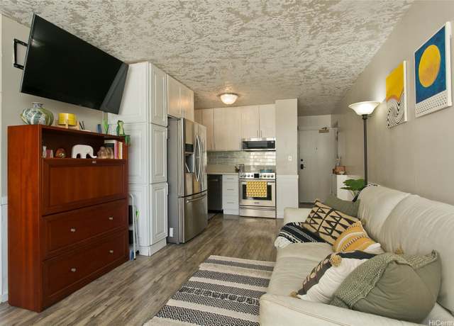 Property at 225 Kaiulani Ave #506, Honolulu, HI 96815, 1 bed, 1 bath