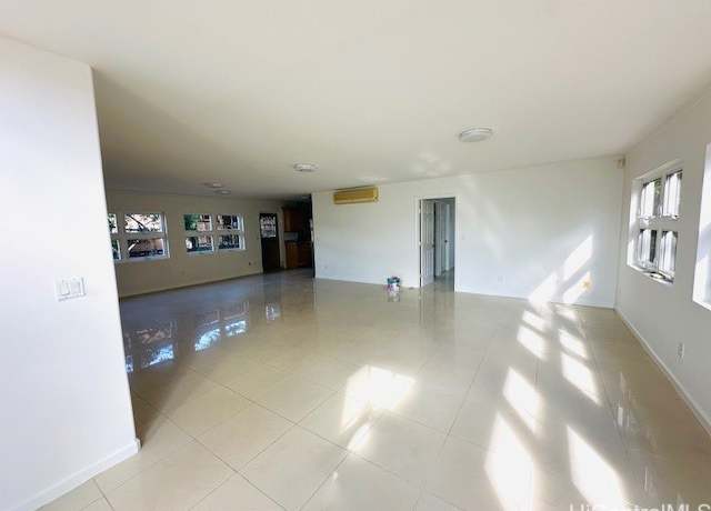 Property at 911 6th Ave, Honolulu, HI 96816, 4 beds, 3.5 baths