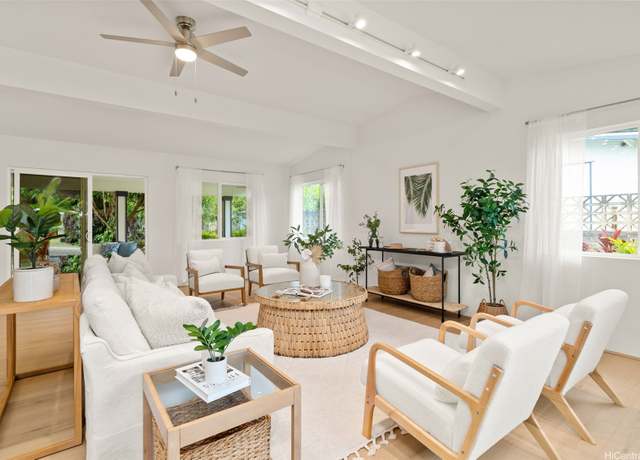 Property at 1126 Lunaai St, Kailua, HI 96734, 4 beds, 3 baths