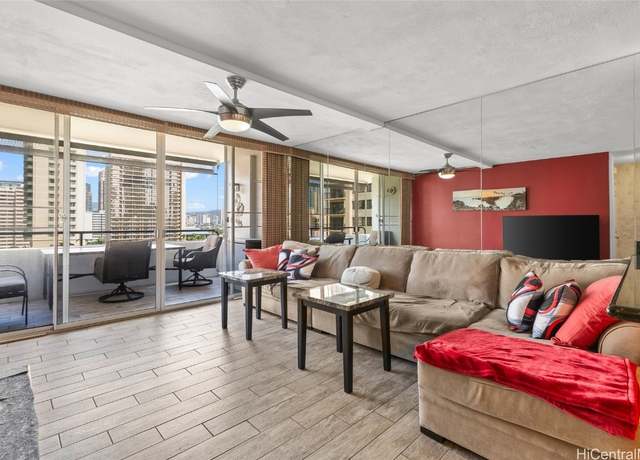 Property at 430 Kaiolu St #1007, Honolulu, HI 96815, 1 bed, 1 bath