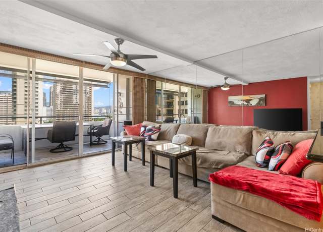 Property at 430 Kaiolu St #1007, Honolulu, HI 96815, 1 bed, 1 bath