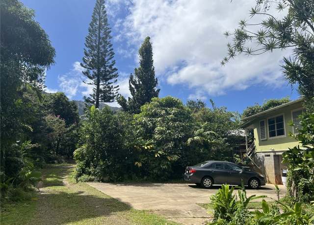 Property at 47-427 Ahuimanu Pl, Kaneohe, HI 96744, 3 beds, 2 baths