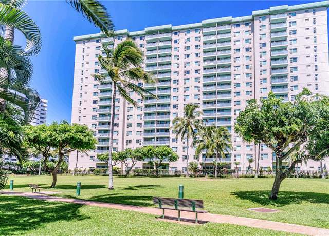 Property at 3009 Ala Makahala Pl #1505, Honolulu, HI 96818, 2 beds, 1.5 baths