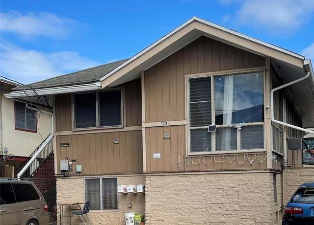 Property at 739 Gulick Ave Unit B, Honolulu, HI 96819, 5 beds, 4 baths