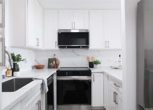 Property at 98-501 Koauka Loop Unit A1006, Aiea, HI 96701, 2 beds, 2 baths