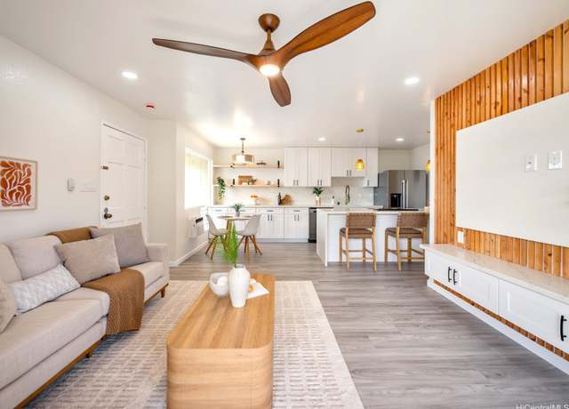 Property at 94-1167 Mopua Loop Unit Q6, Waipahu, HI 96797, 2 beds, 1 bath