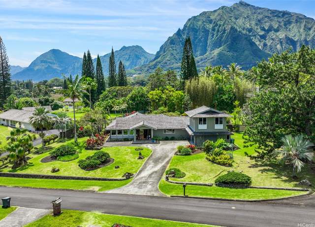 Property at 46-428 Holokaa St, Kaneohe, HI 96744, 3 beds, 3.5 baths