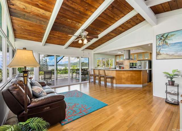 Property at 47-114 Kaimalolo Pl, Kaneohe, HI 96744, 3 beds, 2.5 baths