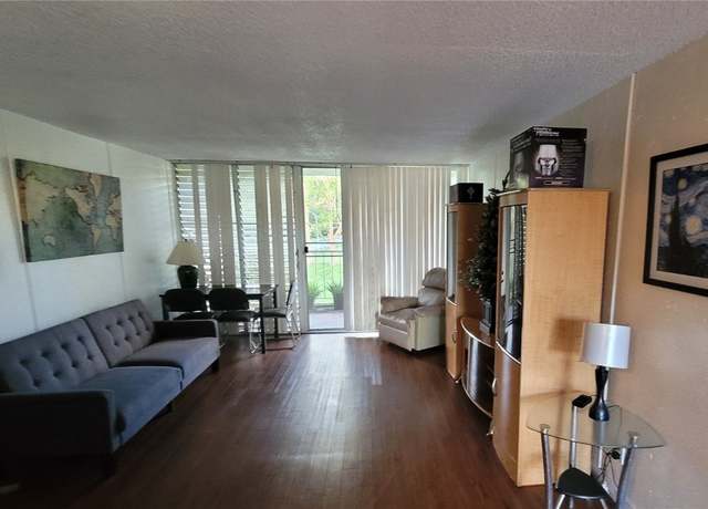 Property at 95-009 Waikalani Dr Unit A303, Mililani, HI 96789, 1 bed, 1 bath