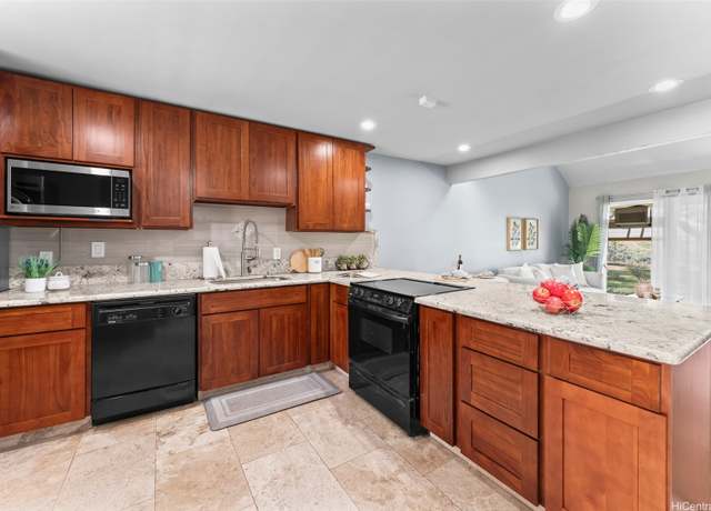 Property at 44-130-5 Mui Pl #2605, Kaneohe, HI 96744, 2 beds, 1.5 baths