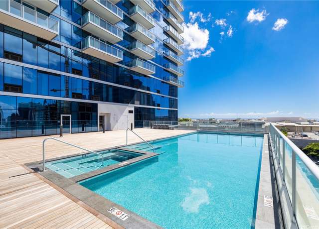 Property at 629 Keeaumoku St #1705, Honolulu, HI 96814, 1 bed, 1 bath