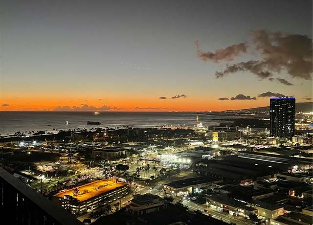 Property at 987 Queen St #3113, Honolulu, HI 96814, 1 bed, 1 bath