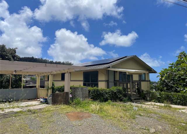 Property at 2929 Laelae Way, Honolulu, HI 96819, 9 beds, 3 baths