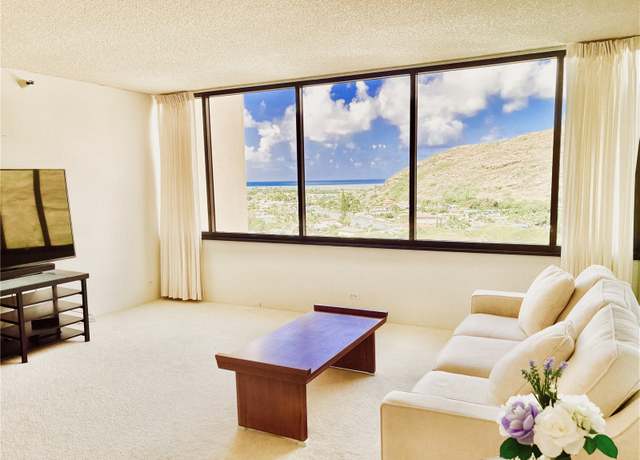 Property at 555 Hahaione St Unit 12D, Honolulu, HI 96825, 1 bed, 2 baths