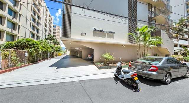 Photo of 2442 Tusitala St #303, Honolulu, HI 96815
