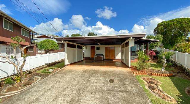 Photo of 1627 Anakole Pl, Pearl City, HI 96782