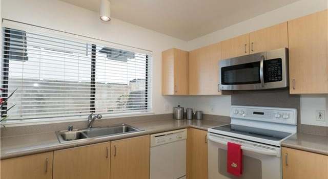 Photo of 95-2028 Puukaa St #73, Mililani, HI 96789
