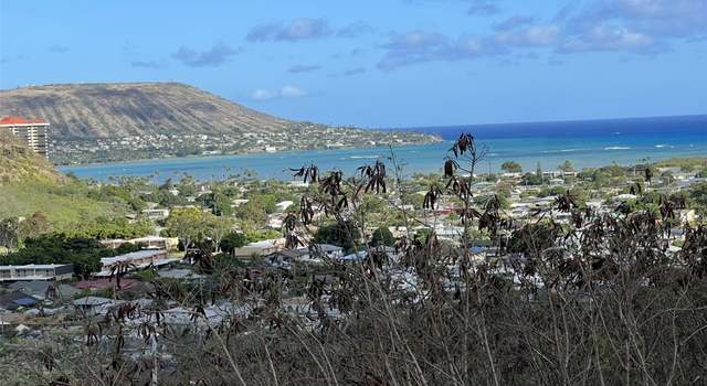 Photo of 644 Papahehi Pl, Honolulu, HI 96821