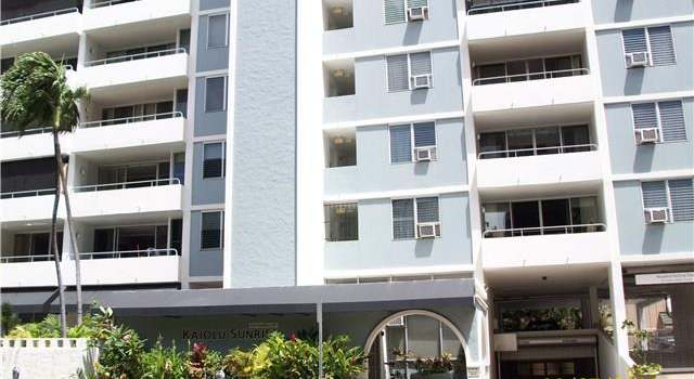 Photo of 430 Kaiolu St #409, Honolulu, HI 96815
